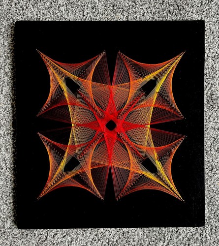 Fadenbild auf holz mit - fadenbild,